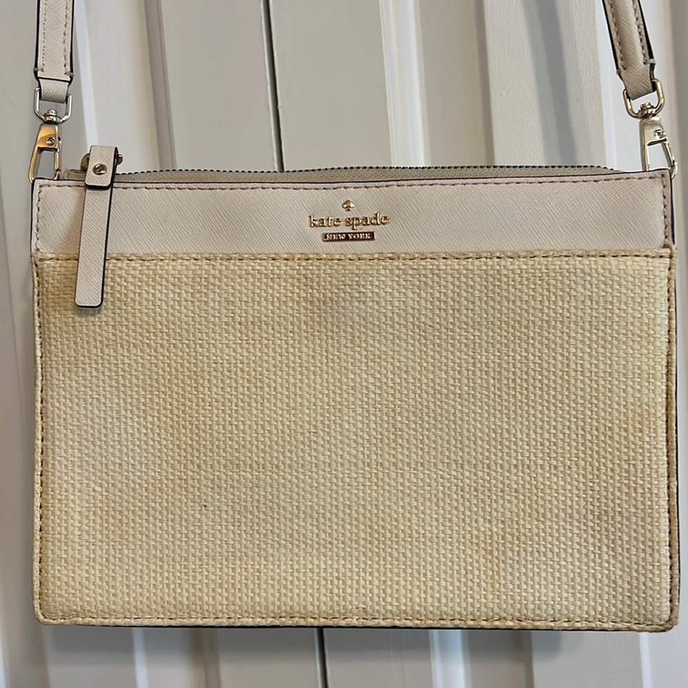 Kate Spade Straw & white leather crossbody